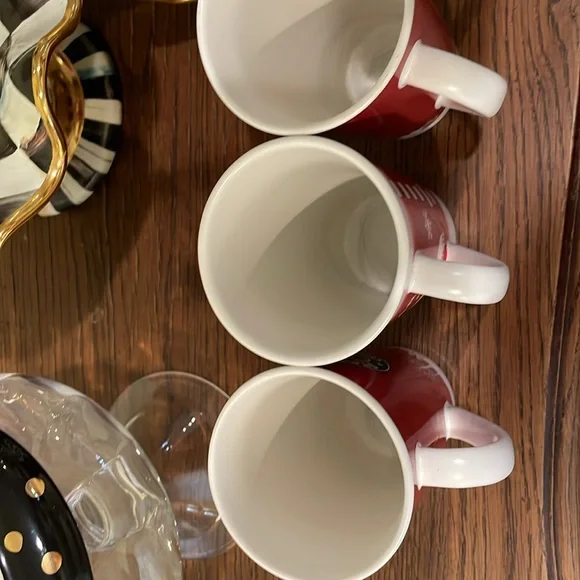 Starbucks holiday collection mugs - Picture 5 of 5